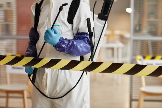 Professional Trauma Scene Cleanup technician working in Linden, IN